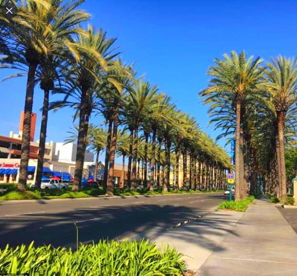 Bposhtels Anaheim Hostel Exterior foto