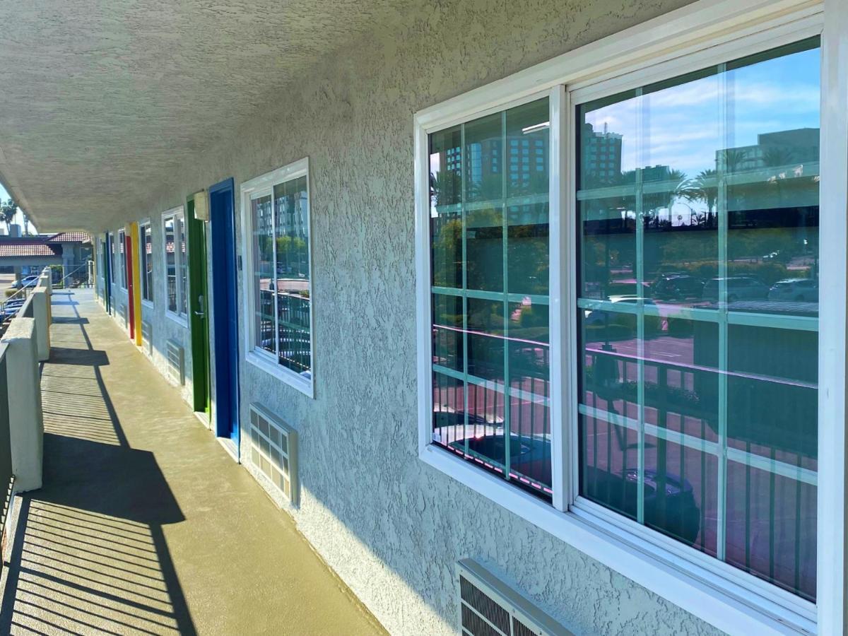 Bposhtels Anaheim Hostel Exterior foto